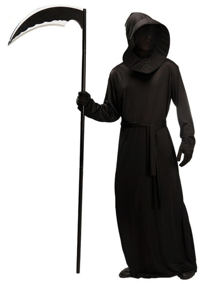 Person in schwarzer Kapuzenrobe mit großer Sense in der Hand